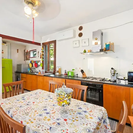 Lejlighed Casa Indipendente Con Giardino *
